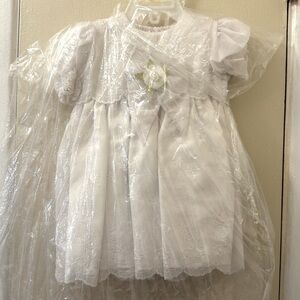New baby baptism dress with bonnet size 0